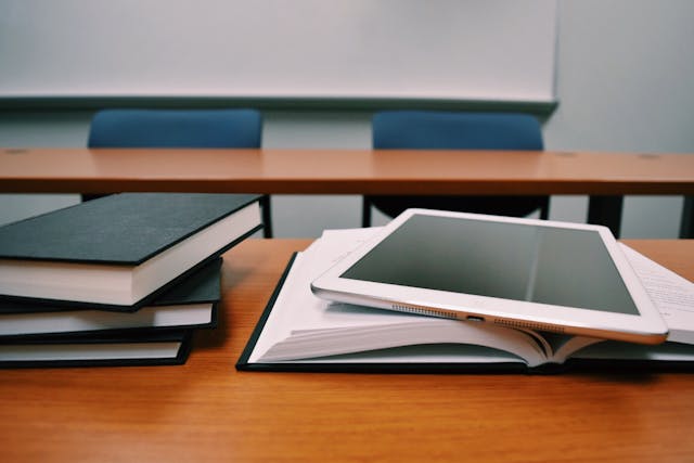 Speaking - Test 6 - Plus 2 